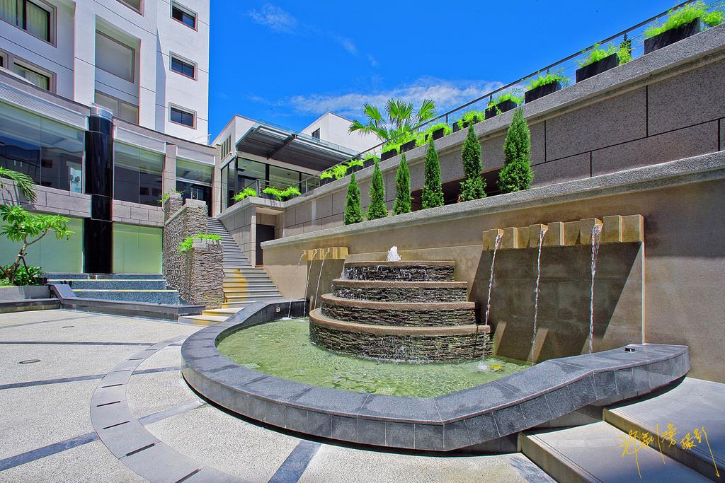 Garden Villa Kaohsiung Exteriör bild